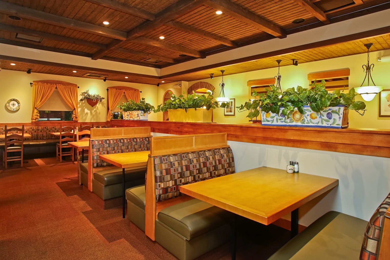 Olive Garden abre el primero de 8 restaurantes en Puerto Rico