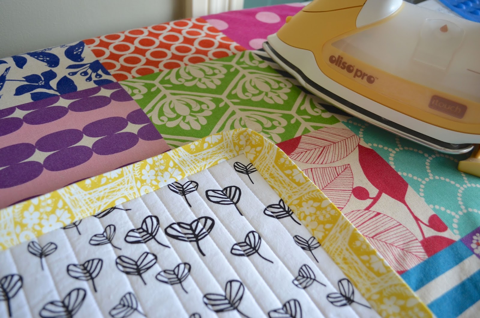 she can quilt Quilt Binding Tutorial hand and machine stitched