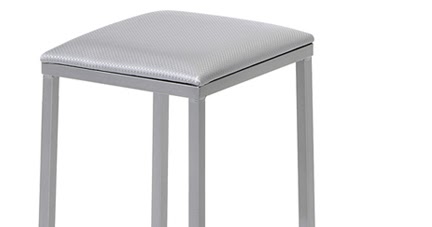 taburete bajo LEKA Low-Cost | tu Cocina y Baño