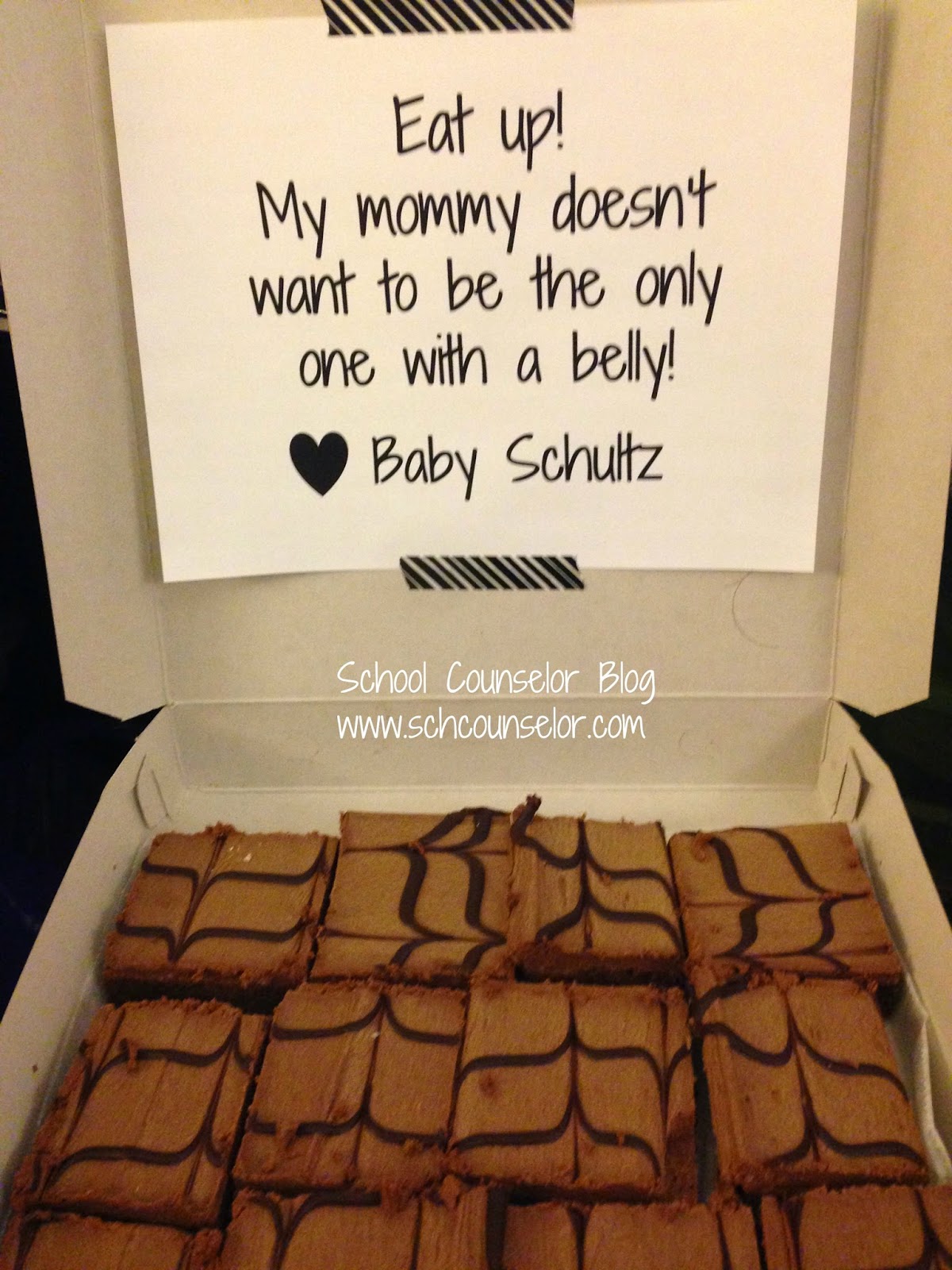 Fun ways to announce pregnancy at work