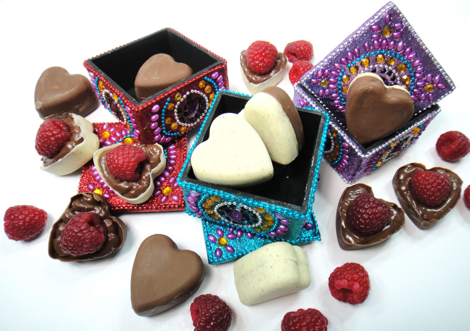 Worth Pinning: Godiva and Nutella Chocolate Hearts&hellip;now with raspberries