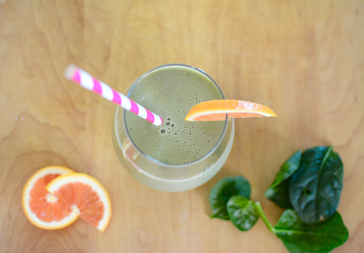 Tropical green smoothie; Breakfast smoothie | My Darling Days Tropical green smoothie; Breakfast smoothie | My Darling Days