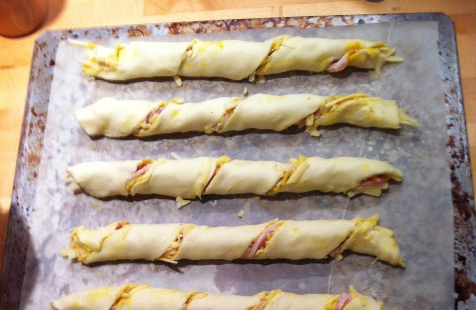 Baking Beauty Girls Lorraine Pascale's cheese and bacon twists!