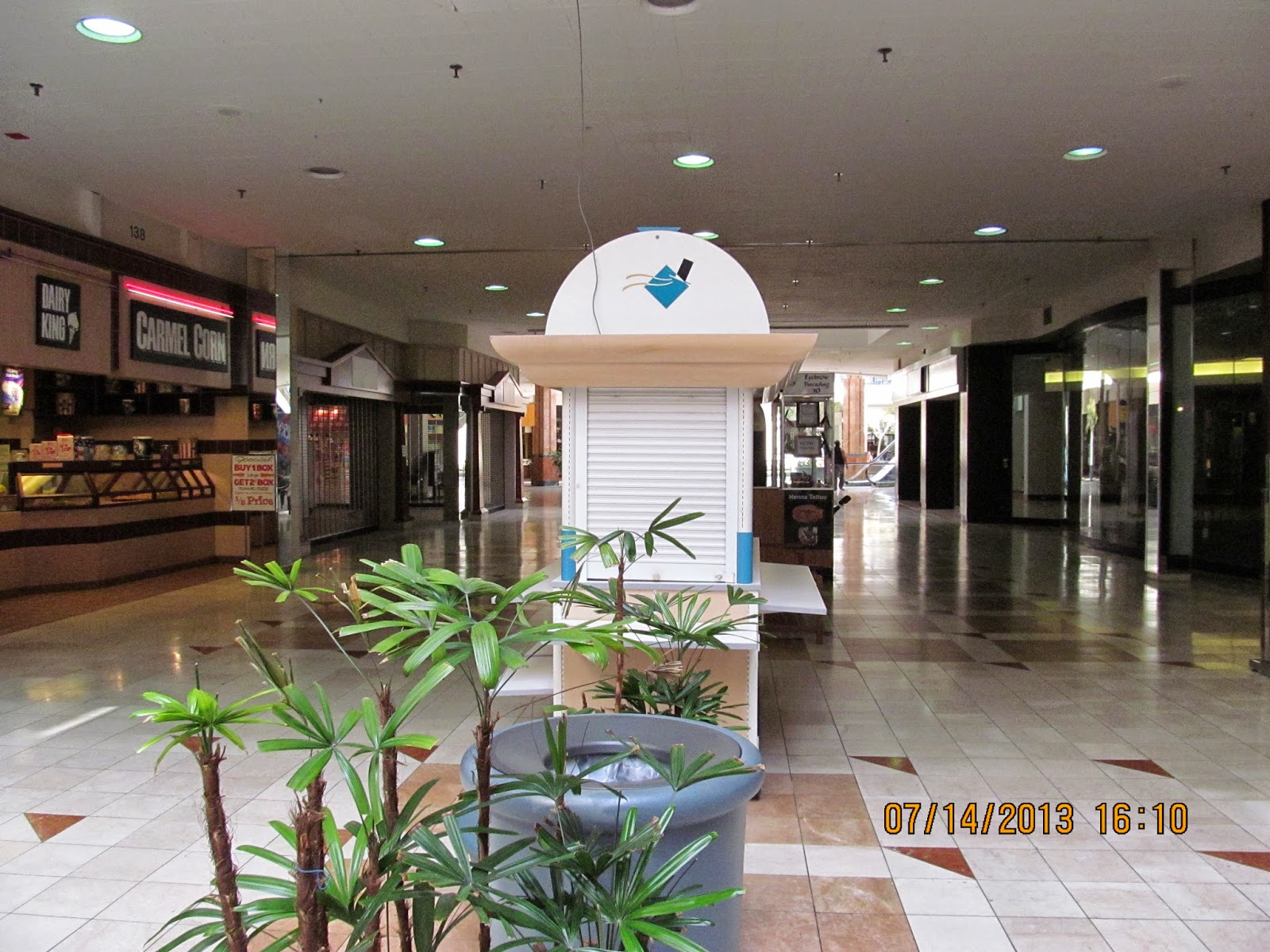 Trip to the Mall Lincoln Mall ( Matteson, IL)