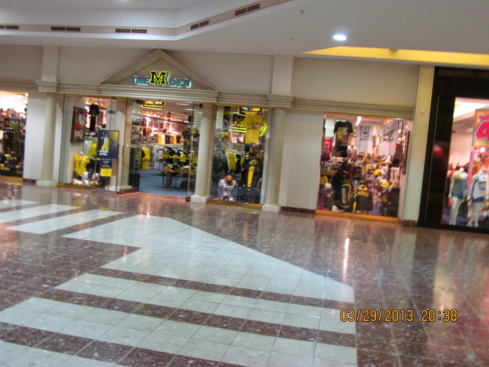 Trip to the Mall Laurel Park Place (Livonia, MI)