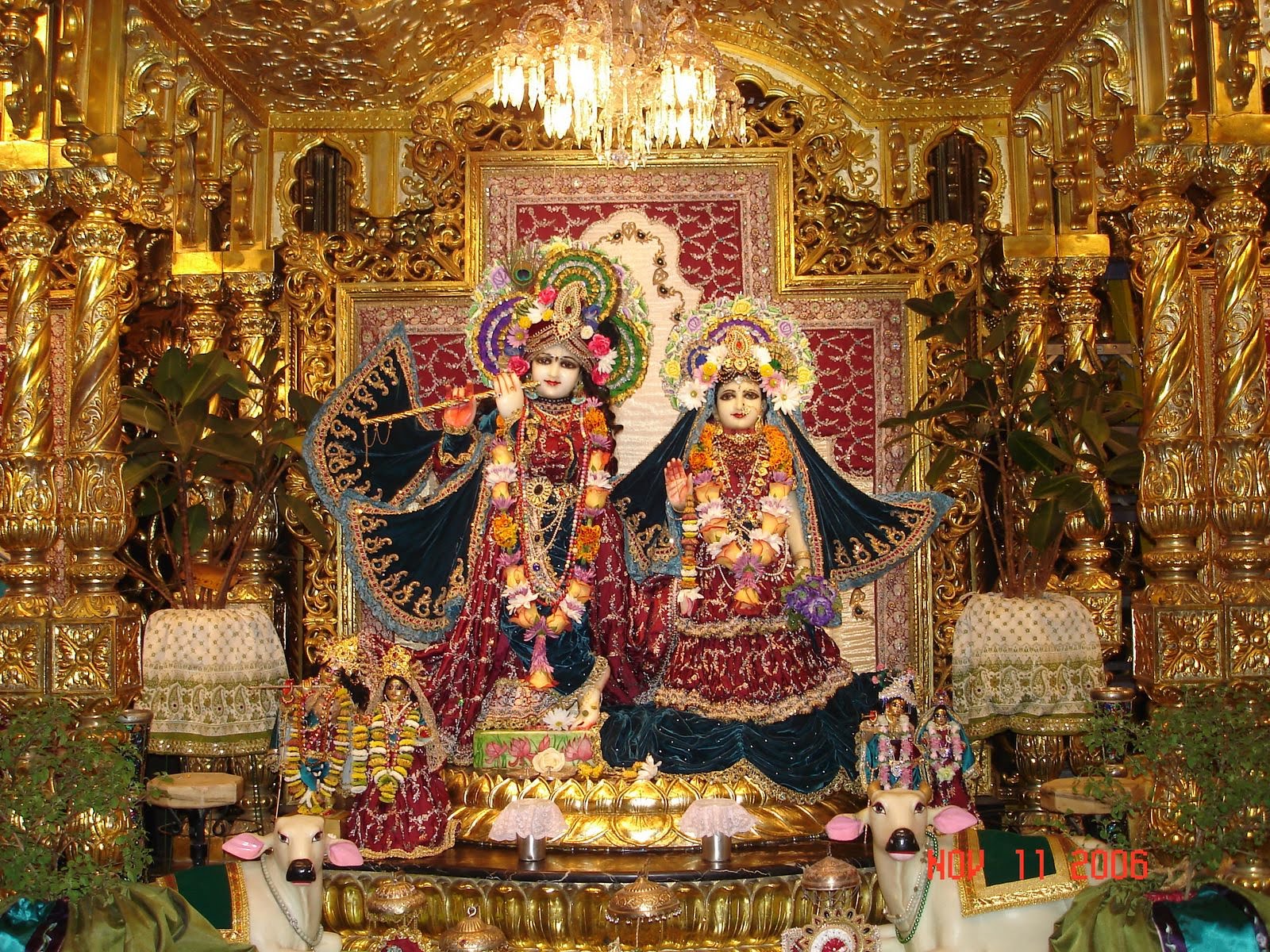 Hare Krishna: Radhe Krishna Wallpaper Collection - 27