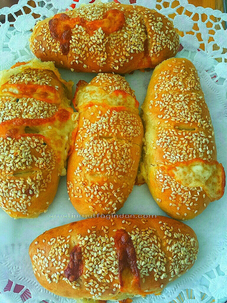 Kaşarlı Simit Poğaça Tarifi Kaşarlı Simit Poğaça Tarifi