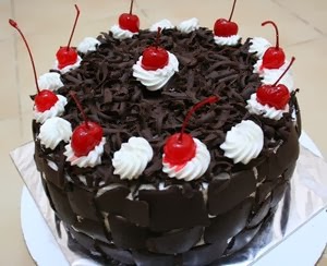Resep Mudah Cara Membuat Black Forest Enak dan Lembut ...