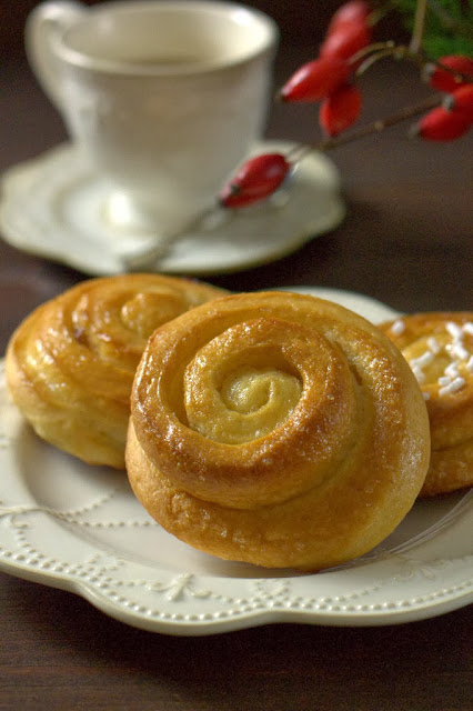 Swedish cinnamon rolls per il Re-cake 3