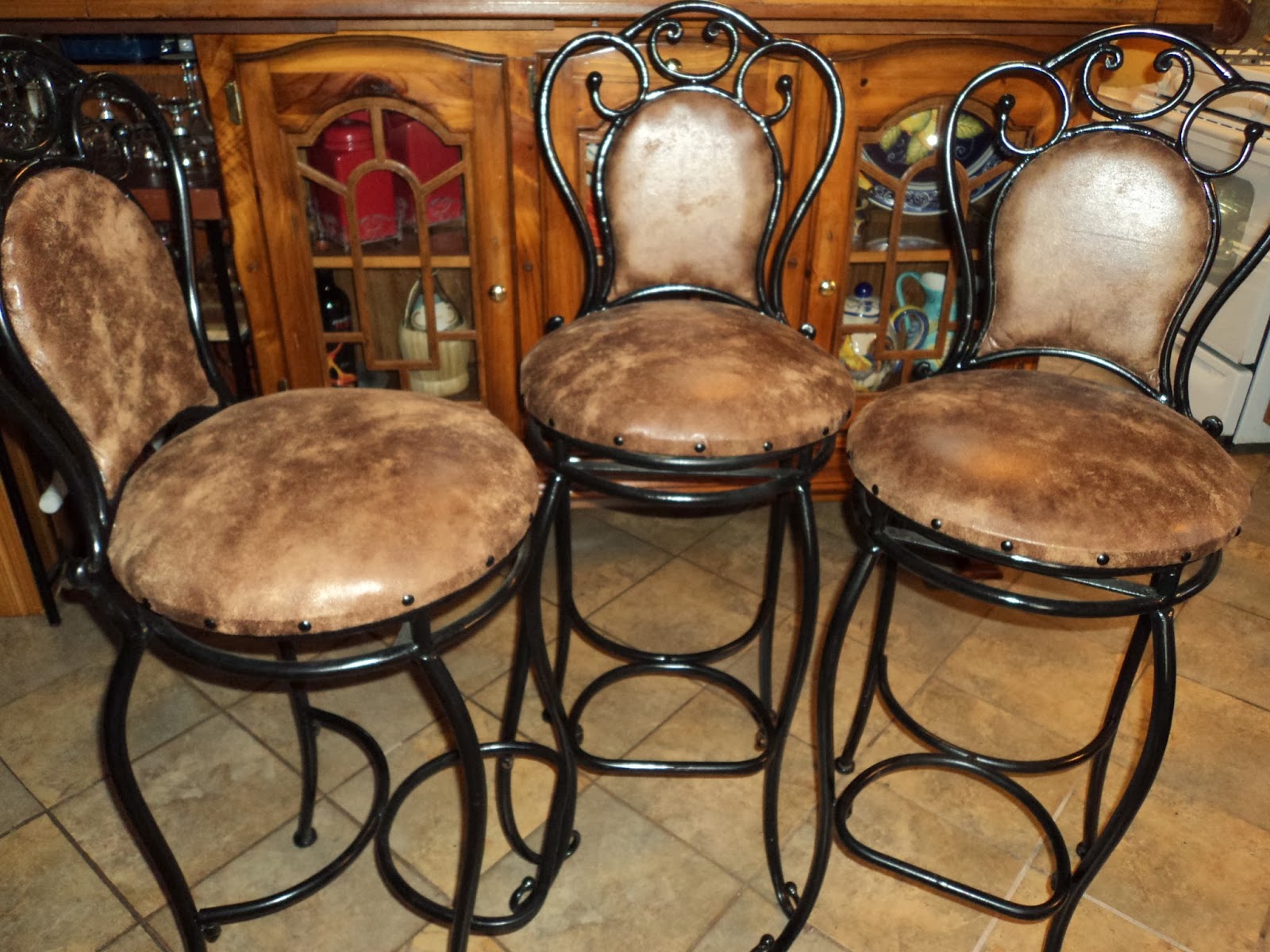 Upholstered Thrift Bar Stools Redo It Yourself Inspirations Upholstered Thrift Bar Stools