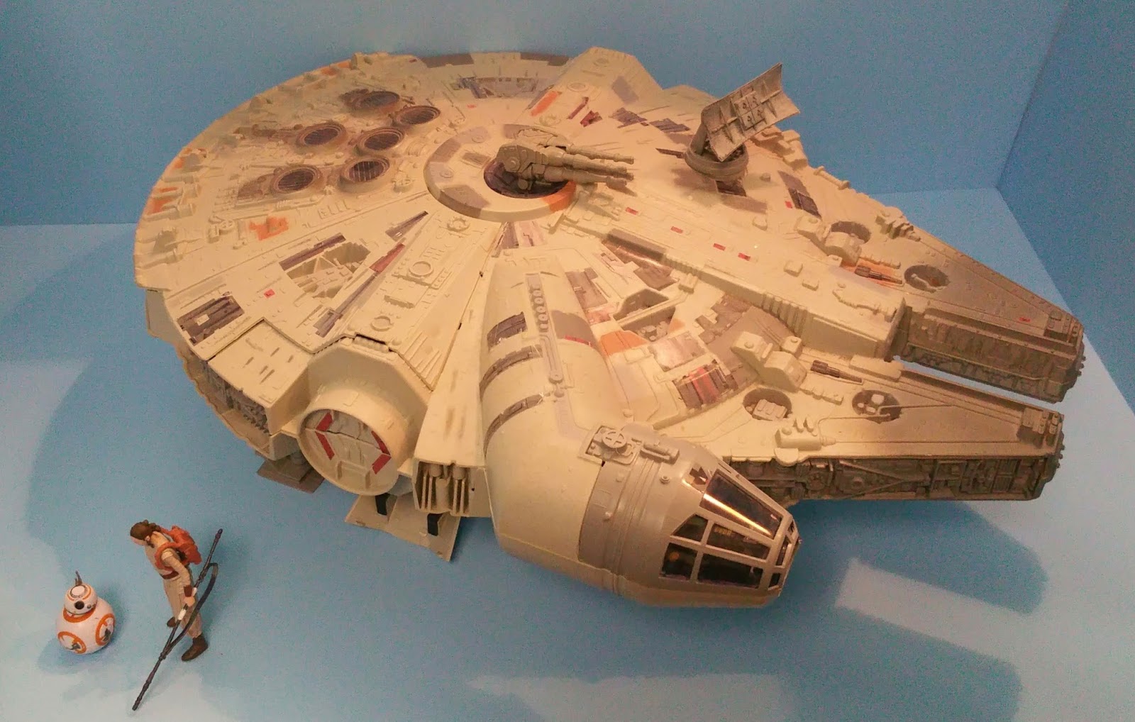 Power of the Force Millennium Falcon ("Episode VII The Force Awakens" Conversion)