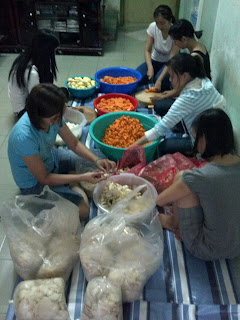 Những bữa cơm chay từ thiện hằng tháng 11/3/2012