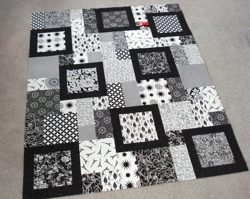 Pin by Kristin Jones on Quilts Black, white quilts, Photo quilts, Two