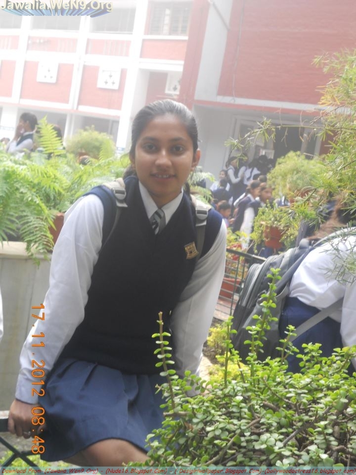 Search Moti Bobas And Girl Image