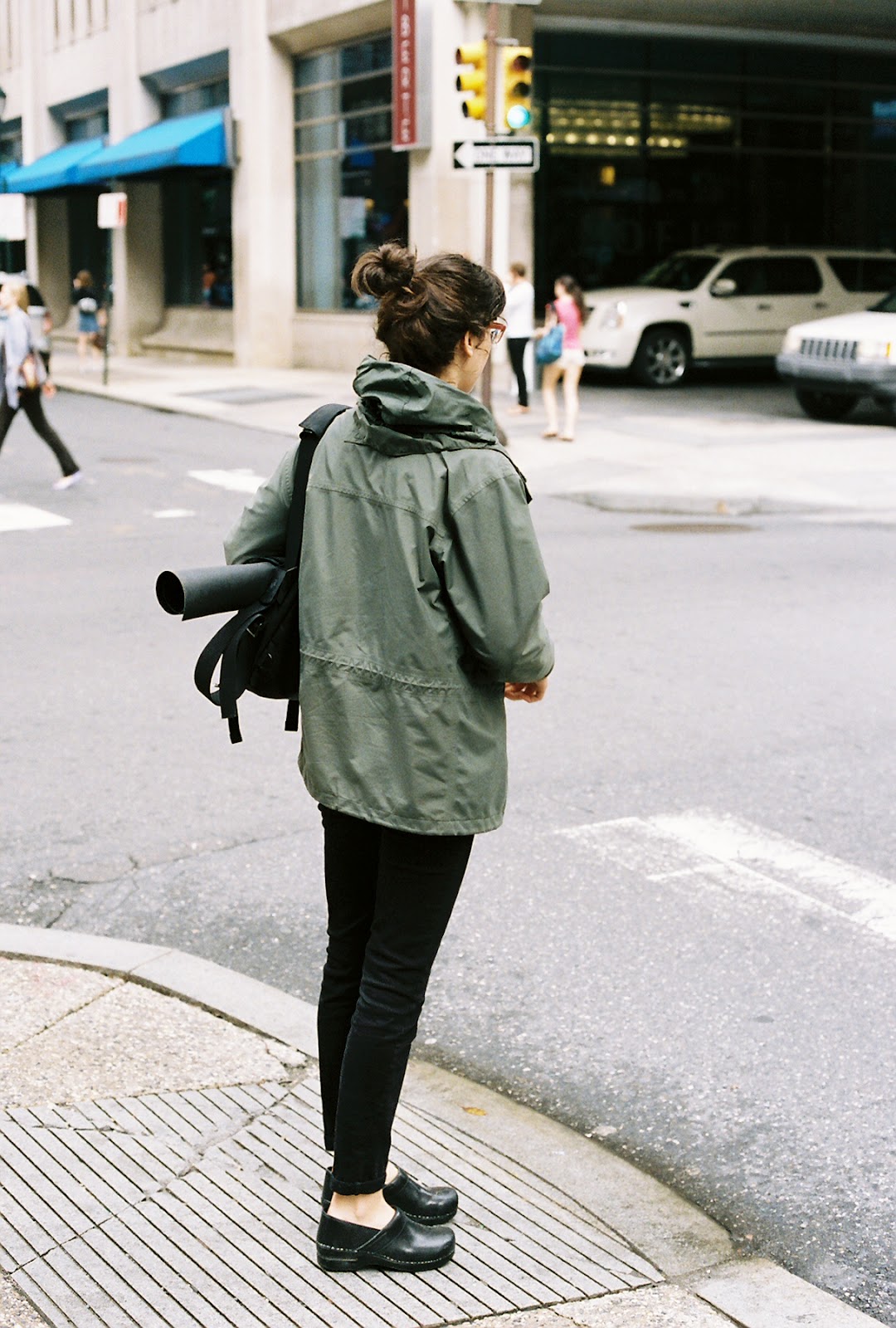 Posted by BIGRUBE STREET STYLE GAZING at 93700 AM