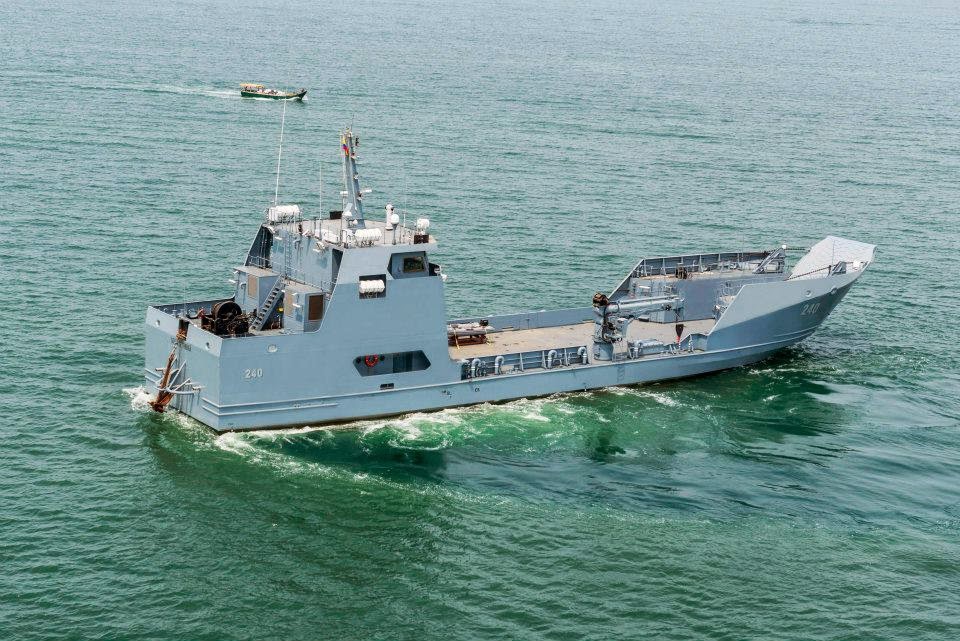 Fuerzas armadas de Colombia - Página 7 Cotecmar+buque+desembarco+anfibio