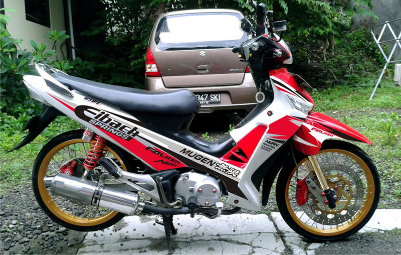 Categories: modifikasi motor honda title=