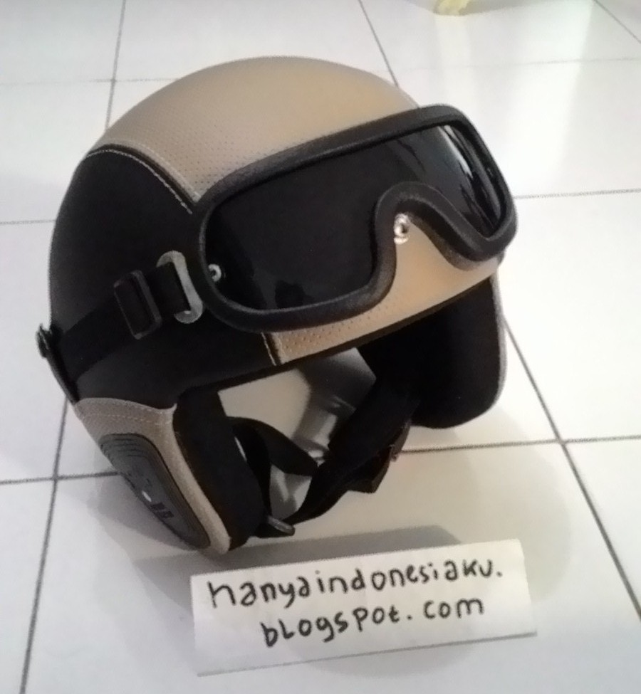 helm retro classic dilengkapi kacamata model trendy harga murah terjangkau belanja helm retro classic dilengkapi kacamata model trendy harga murah terjangkau belanja