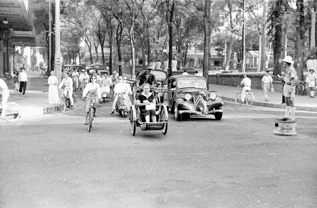 Saigon,%20Vietnam:%20Vintage%20Cars%20of%20the%2050s,%2060s%20and%2070s에%20대한%20이미지%20검색결과