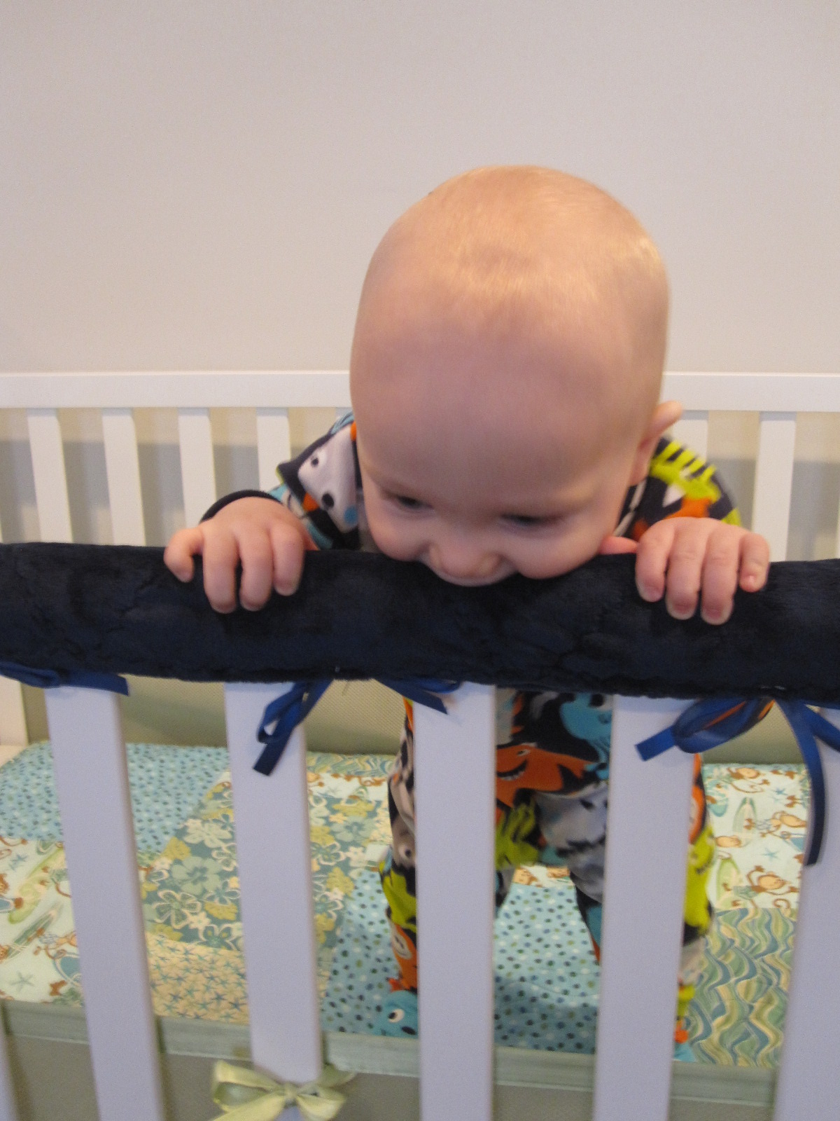 Lively Crochet Rhythmic Youth Teething Crib Bumper