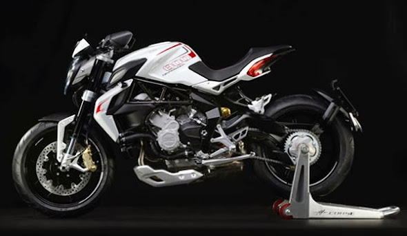 MV Agusta Dragster 800 Terbaru 2014 MV Agusta Dragster 800 Terbaru 2014 Spesifikasi Lengkap dan Harga