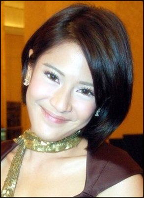 Trend Model Rambut Pendek Artis ~ Trend Anget