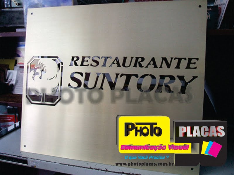 placa em latão perfurada com espaçadores restaurante suntory são paulo -sp