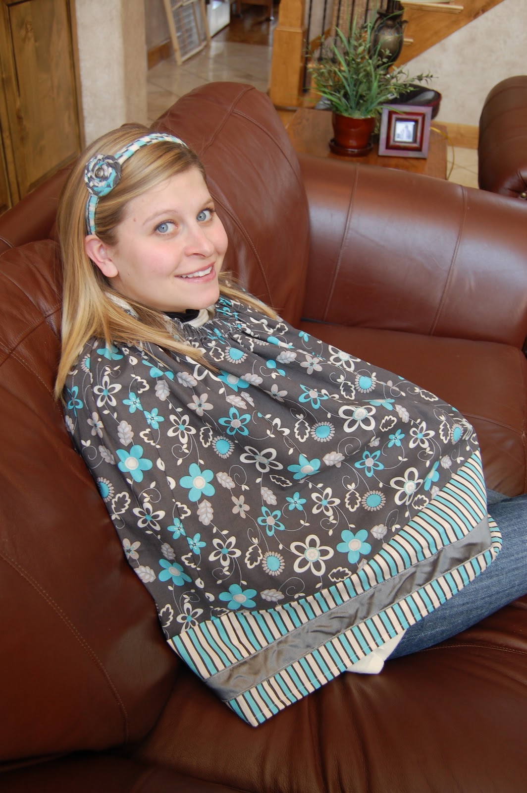 Make a Nursing Cover {HOWTO} I Heart Nap Time