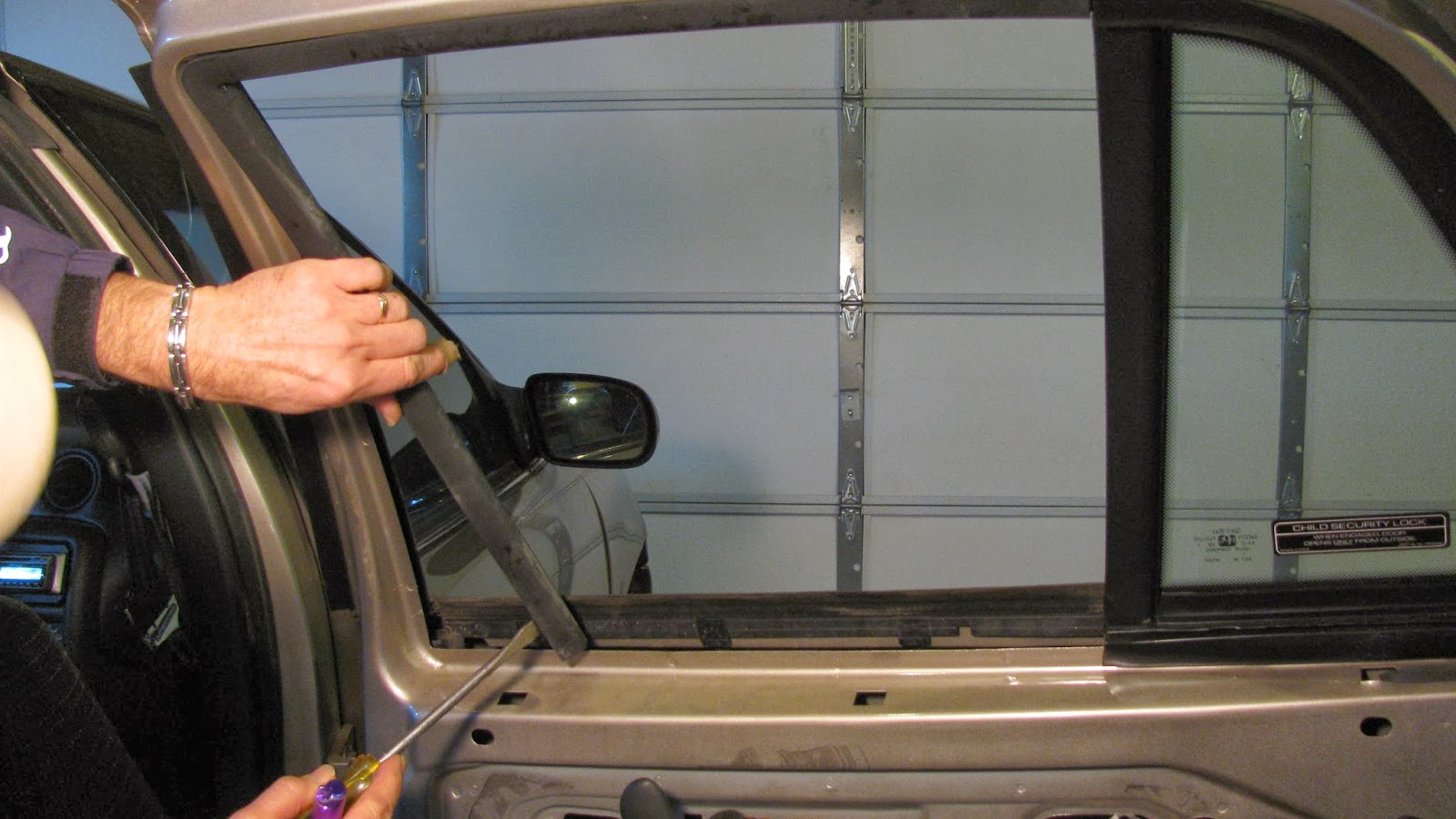The Original Mechanic How replace auto door glass on a 1997 Pontiac