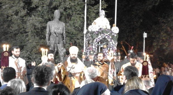 Κρύβονται από Επιταφίους και Ανάσταση οι Συριζαίοι βουλευτές μετά τις οργισμένες αντιδράσεις πολιτών Κρύβονται από Επιταφίους και Ανάσταση οι Συριζαίοι βουλευτές μετά τις οργισμένες αντιδράσεις πολιτών