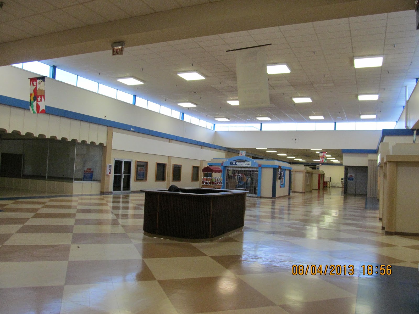 Trip to the Mall Belvidere Discount Mall (Waukegan, IL)