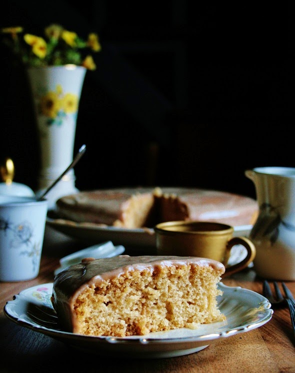 torta all'acqua e caffè al cardamomo