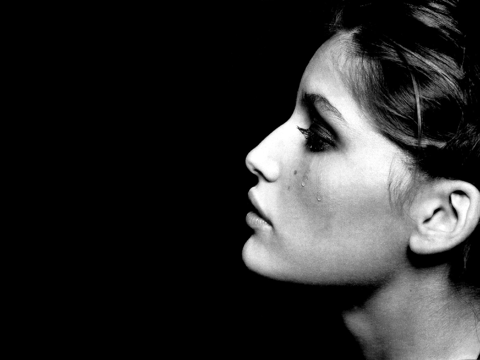 http://4.bp.blogspot.com/-xXizkIoJFI4/TyjrubnIECI/AAAAAAAAD4Q/U0R2Wl-BU90/s1600/Laetitia-Casta-Pictures-Latest-3.jpg