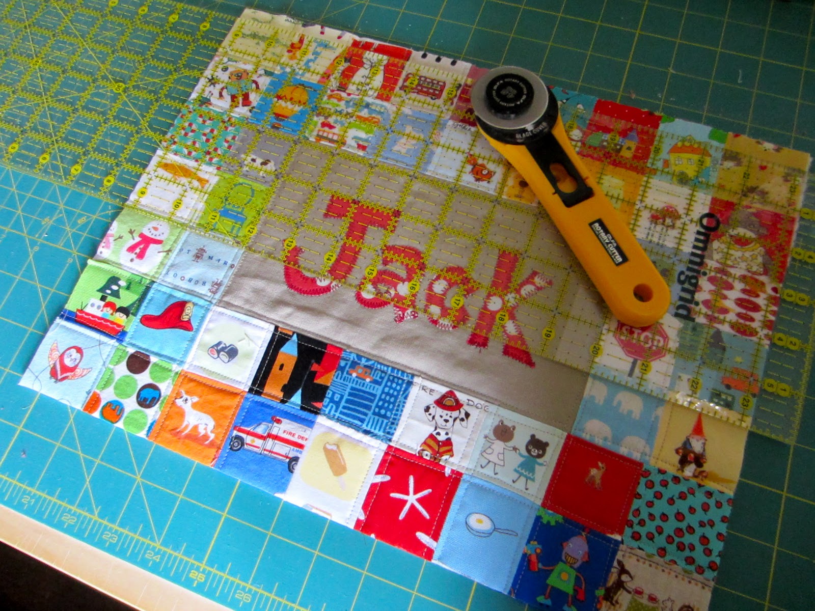 mon petit lyons patchwork placemat tutorial imagine gnats