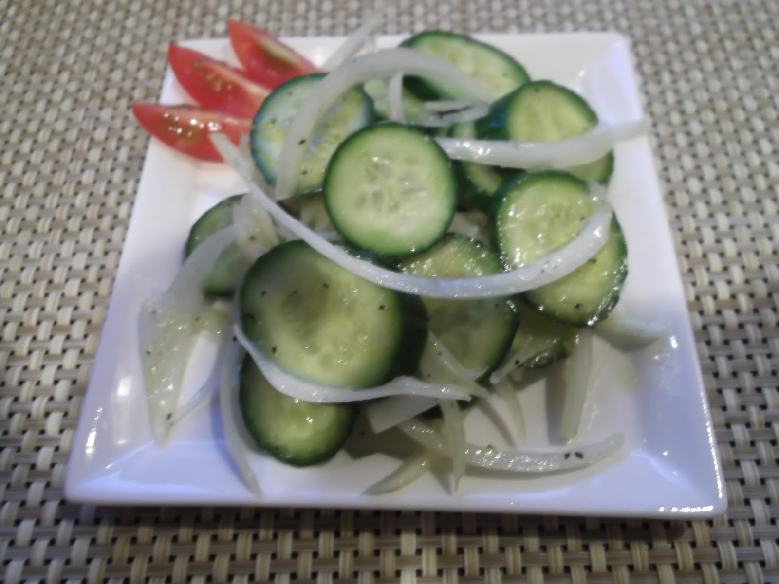 Got it, Cook it Lemon, Onion & Cucumber Salad