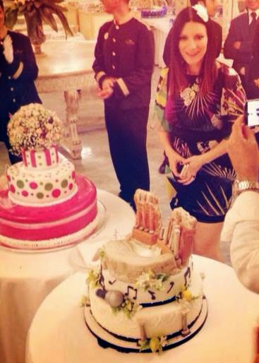 Incanto di Zucchero firma la torta per i 40 anni di Laura Pausini