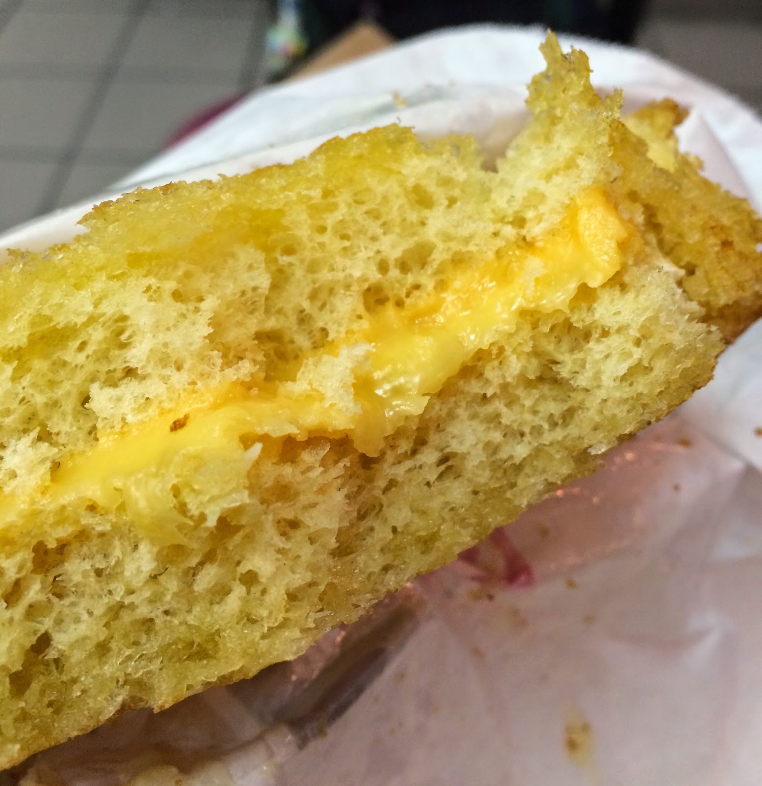 Texas Toast Grilled Cheese From Dunkin' Donuts / ダンキンドーナツのテキサストースト グリルド