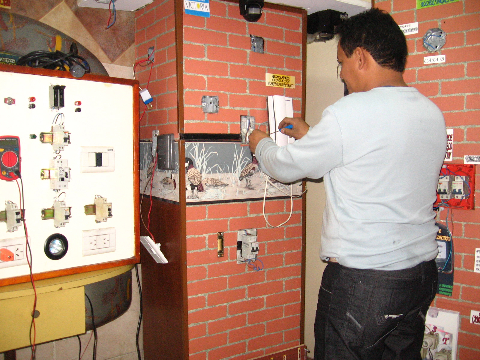 CURSO DE INSTALACIONES ELECTRICAS DOMICILIARIAS