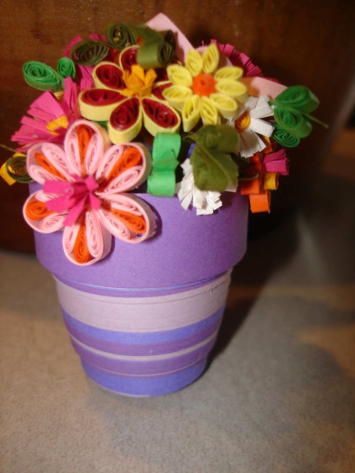 Rachelle's Crafting Zone GIANT 3D quilled flower pot
