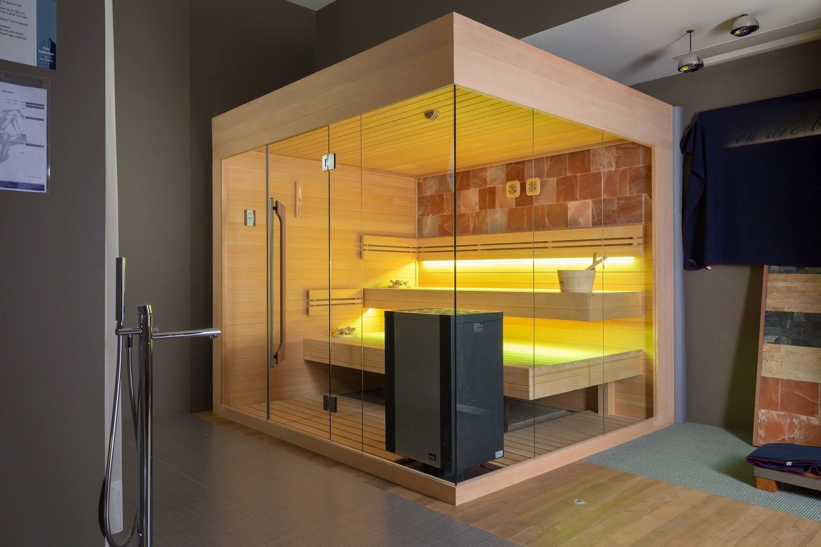 Photo Album Alpha Wellness Sensations ZE13 Zelien showroom