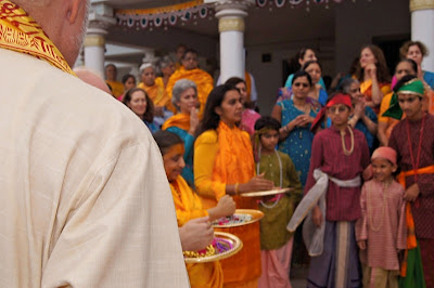 Rath Yatra and Anup Jalota Concert at Radha Madhav Dham, the ashram of Kripaluji Maharaj