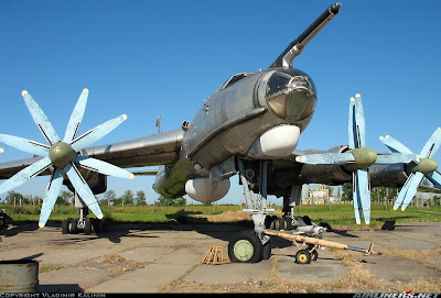 Kuznetsov NK-12: o mais poderoso motor turboélice da história  Tupolev+Tu-142+Museu+Ucr%25C3%25A3nia