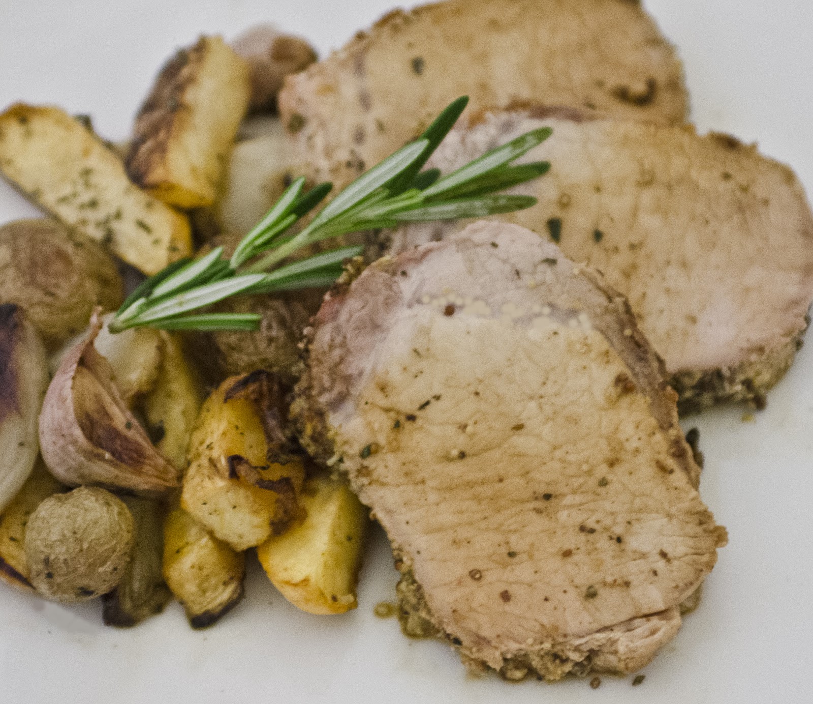 [Navy Blue Kitchen] Rosemary & Mustard Pork Roast with Vermouth Jus