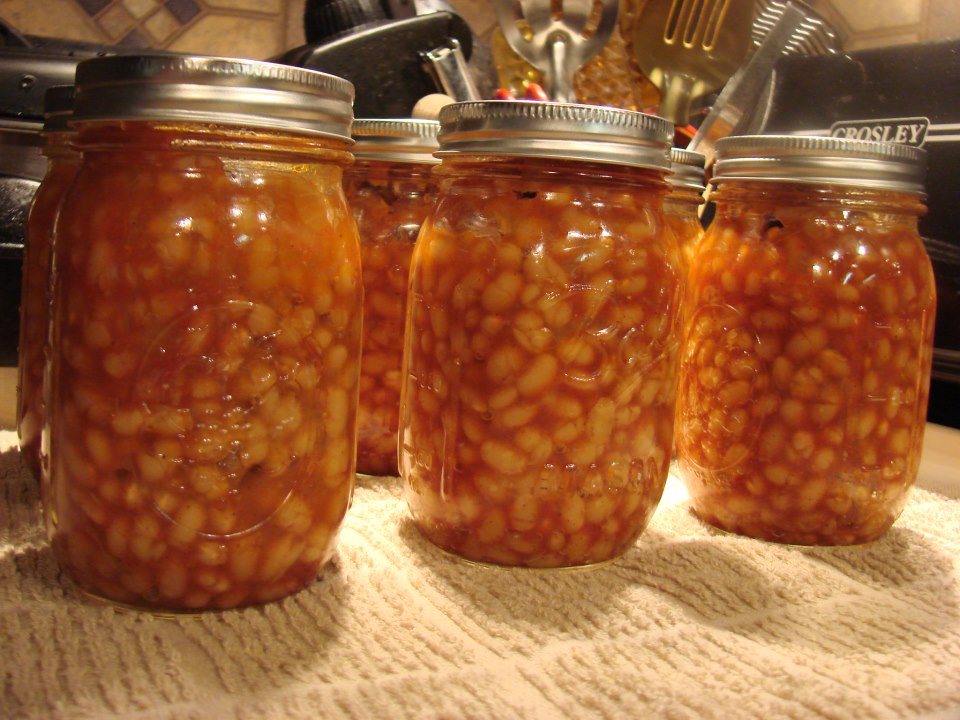 Canning homemade Pork and Beans Canning Homemade!