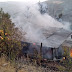 Bozkır’da Bahçede yakılan otlar bir evi yaktı.