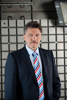 Professor Dr Rodolfo Schöneburg Head of Passive Safety