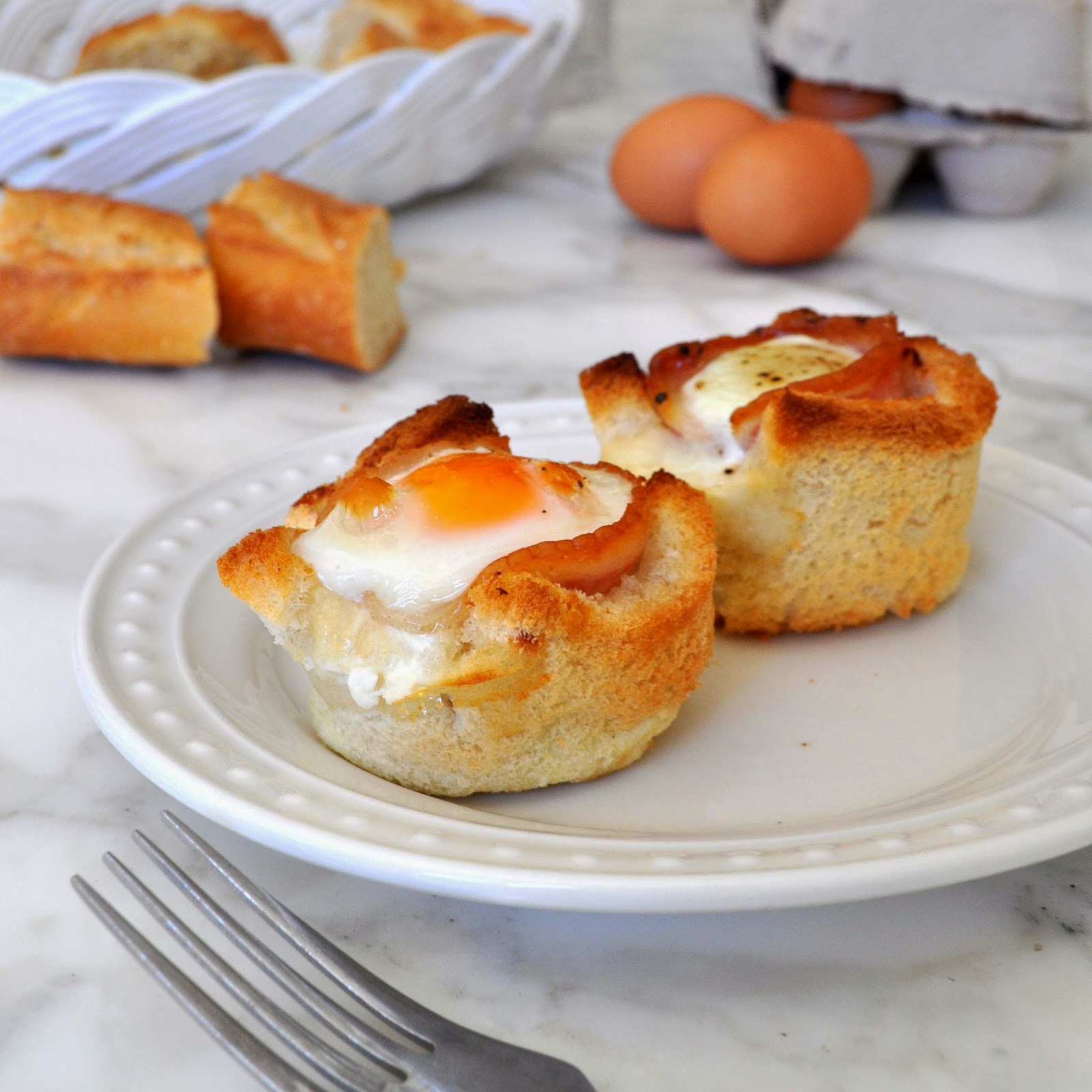 Cooking with Manuela Baked Cheesy Bread Cups filled with Eggs and Pancetta