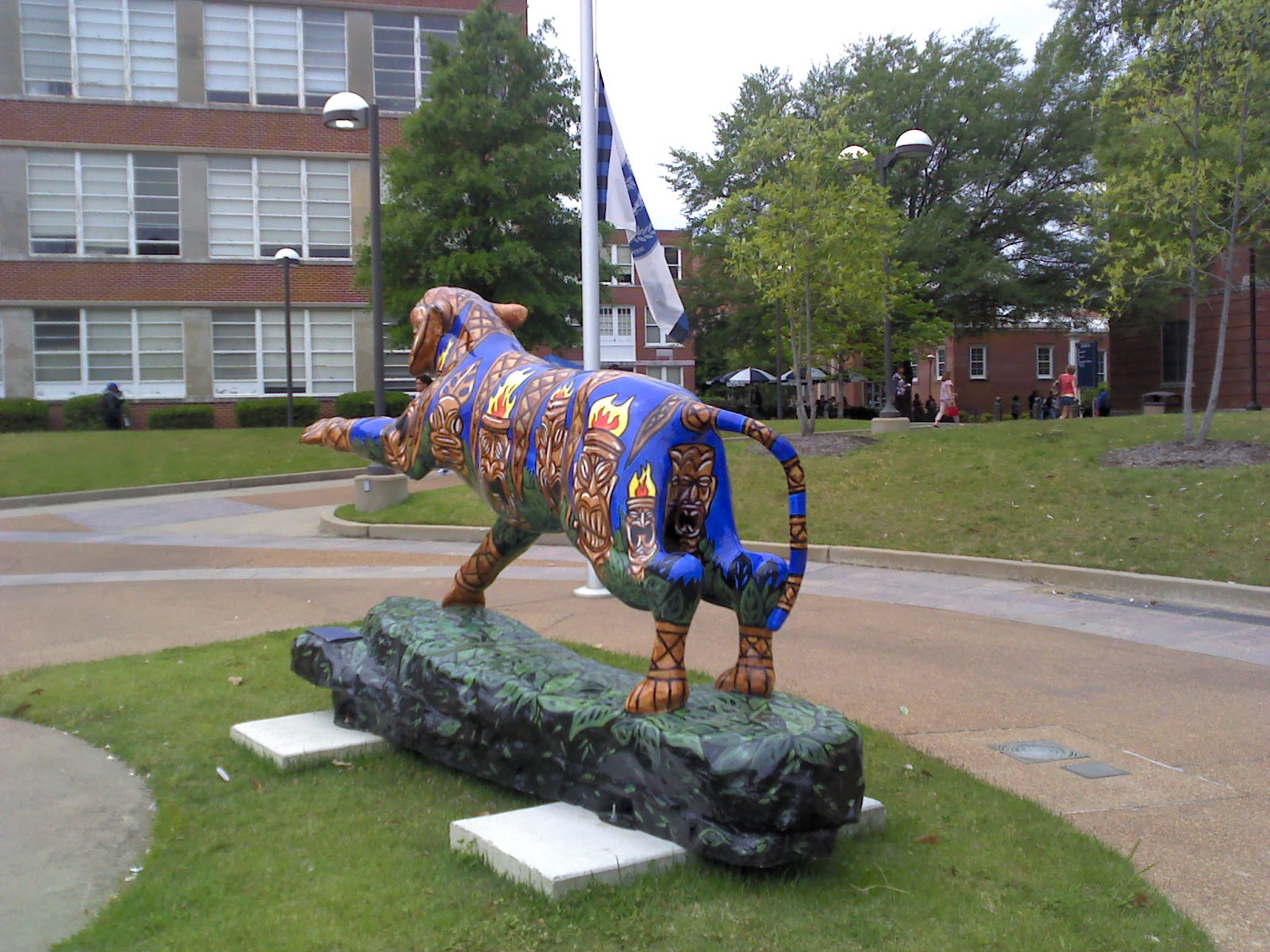 Tatilicious Memphis Tigers