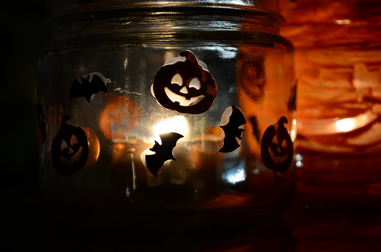 The Practical Mom: Halloween Lanterns