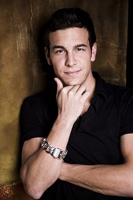 MARIO CASAS